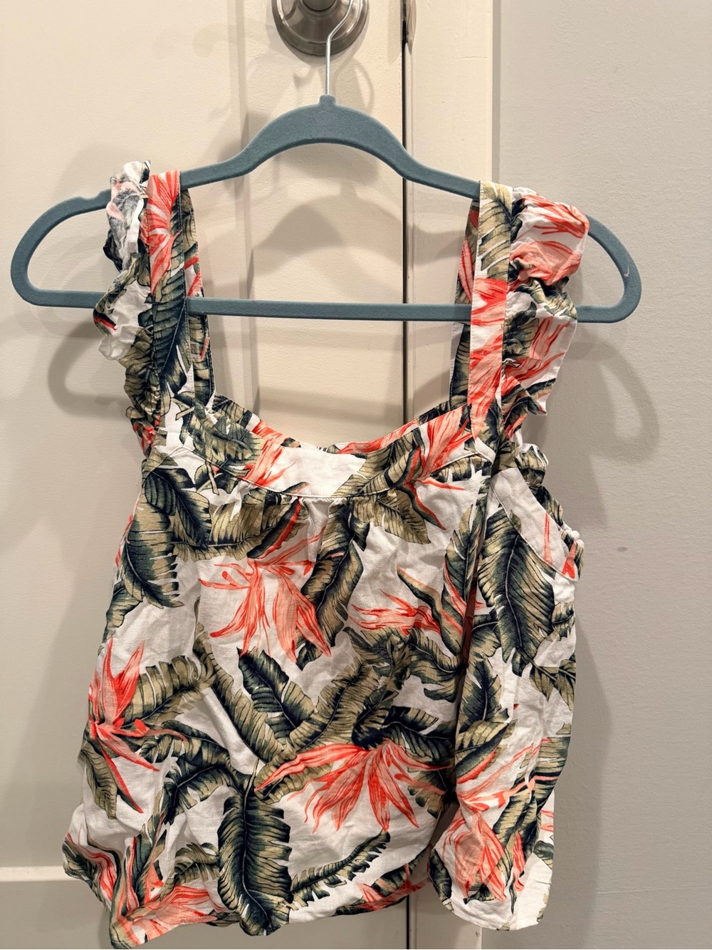 LOFT Tropical Leaf & Coral Floral Ruffle Strap Tank Small
